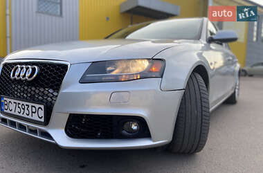 Седан Audi A4 2011 в Самборі