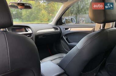 Седан Audi A4 2011 в Самборі