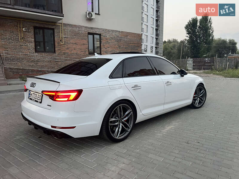 Седан Audi A4 2018 в Сумах