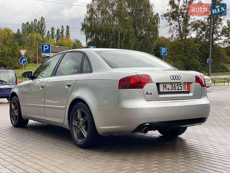 Седан Audi A4 2005 в Кременце