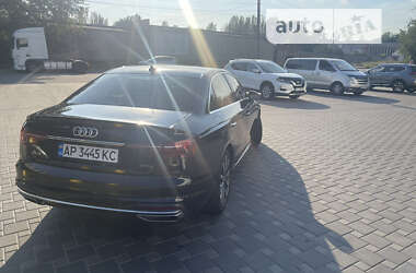 Седан Audi A4 2021 в 