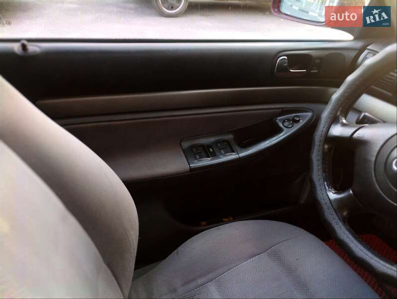 Универсал Audi A4 1999 в Харькове