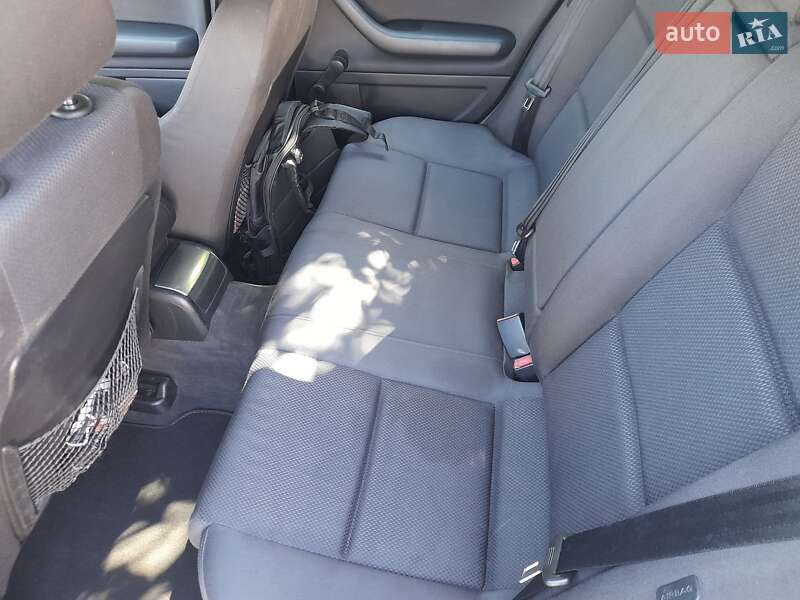Универсал Audi A4 2003 в Киеве