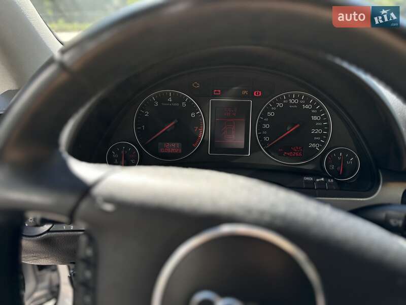 Седан Audi A4 2003 в Чернігові