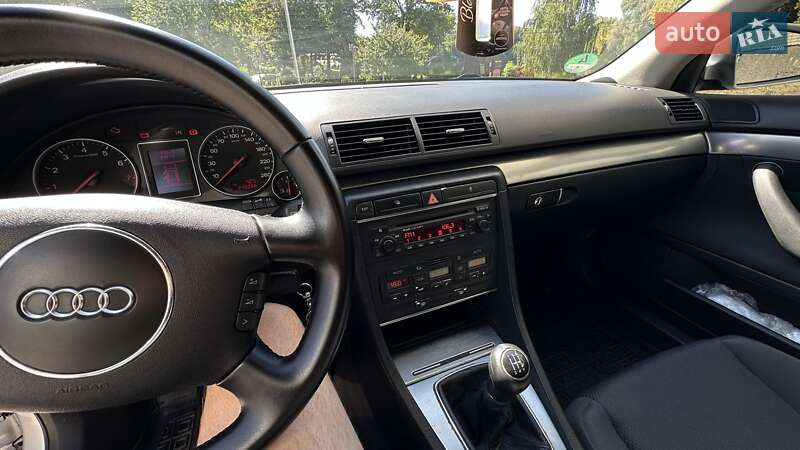 Седан Audi A4 2003 в Чернігові