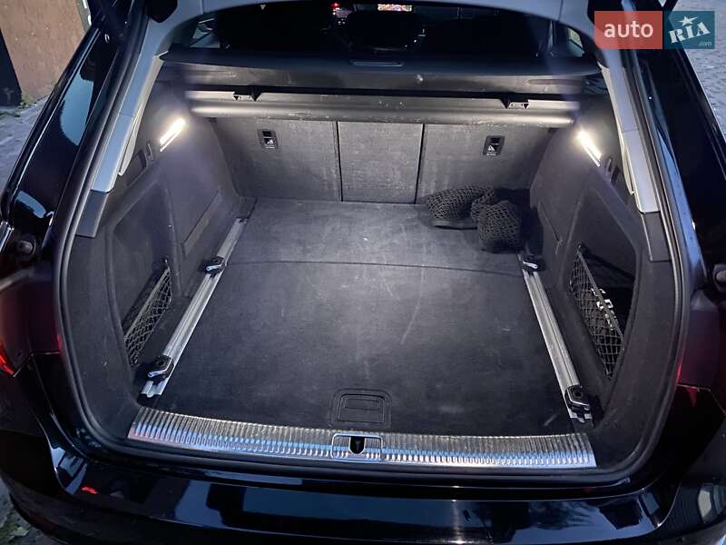 Универсал Audi A4 2018 в Киеве