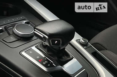 Універсал Audi A4 2018 в 