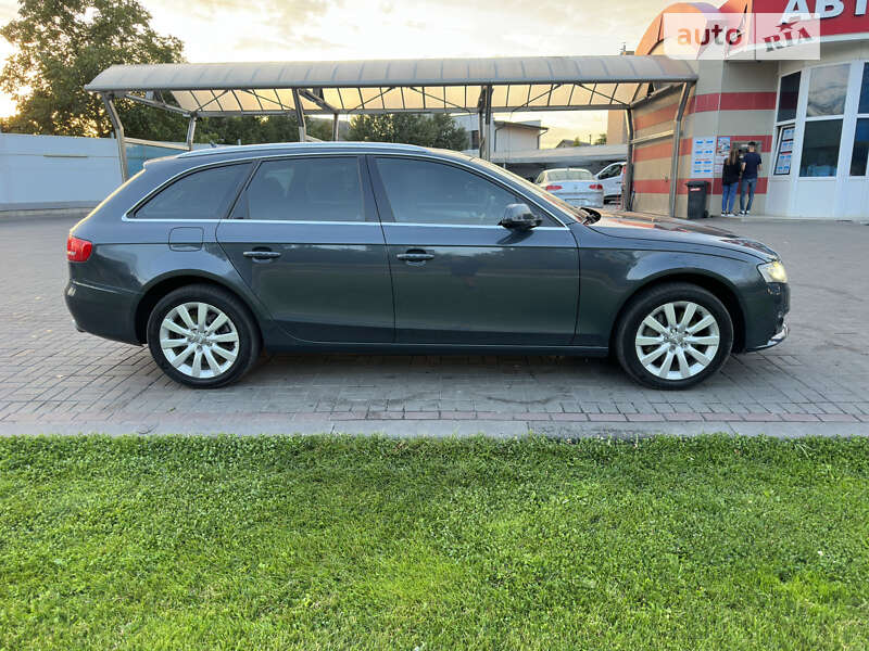 Універсал Audi A4 2010 в Києві