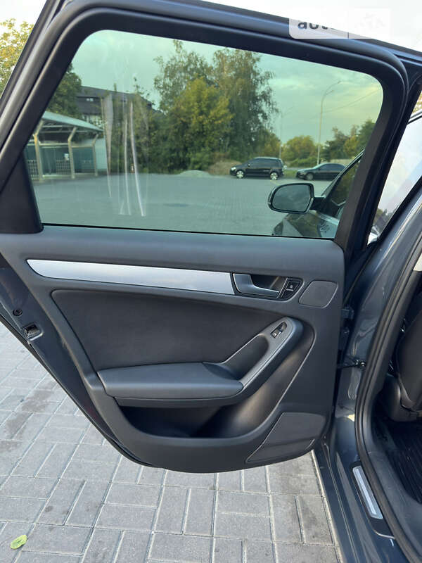 Універсал Audi A4 2010 в Києві