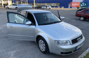 Седан Audi A4 2004 в Львові