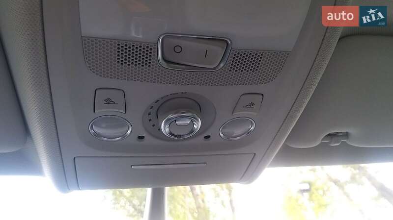 Седан Audi A4 2012 в Тернополі