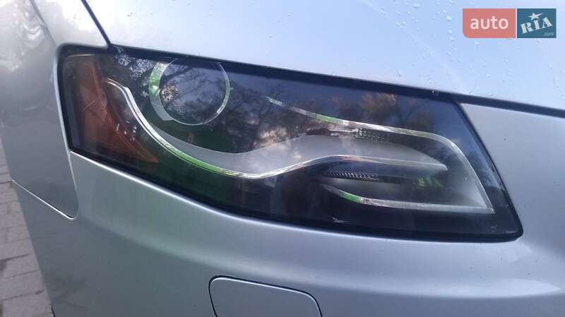 Седан Audi A4 2012 в Тернополі