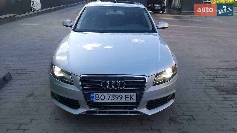 Седан Audi A4 2012 в Тернополі