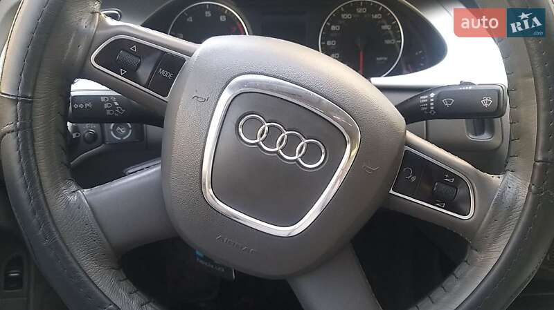 Седан Audi A4 2012 в Тернополі