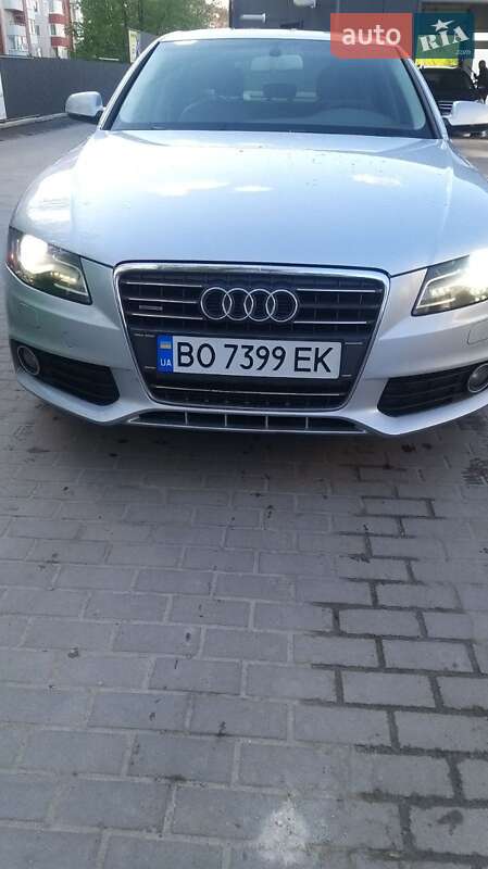 Седан Audi A4 2012 в Тернополі
