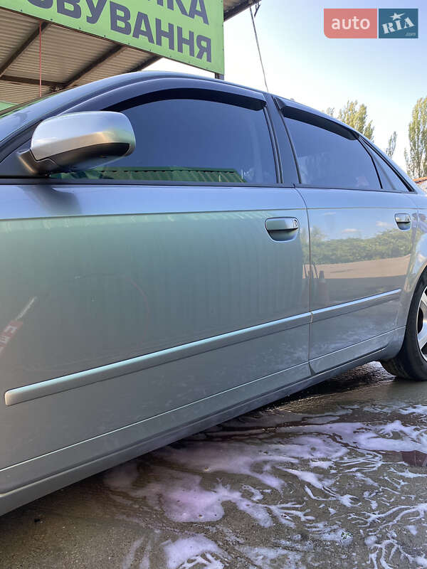 Седан Audi A4 2005 в Дніпрі