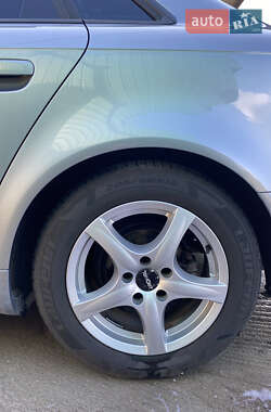 Седан Audi A4 2005 в Днепре