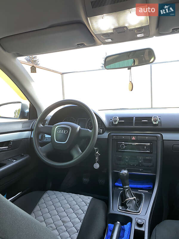 Седан Audi A4 2005 в Дніпрі