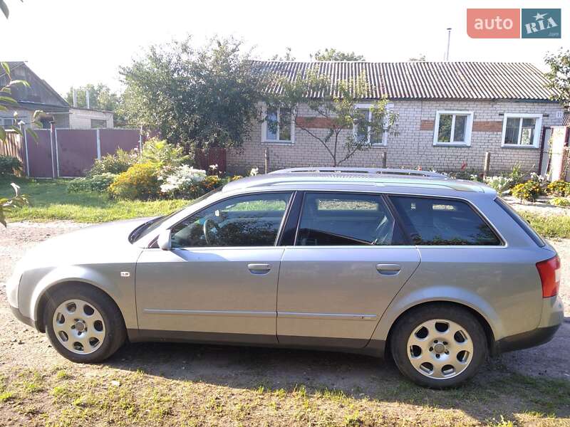 Универсал Audi A4 2002 в Путивле