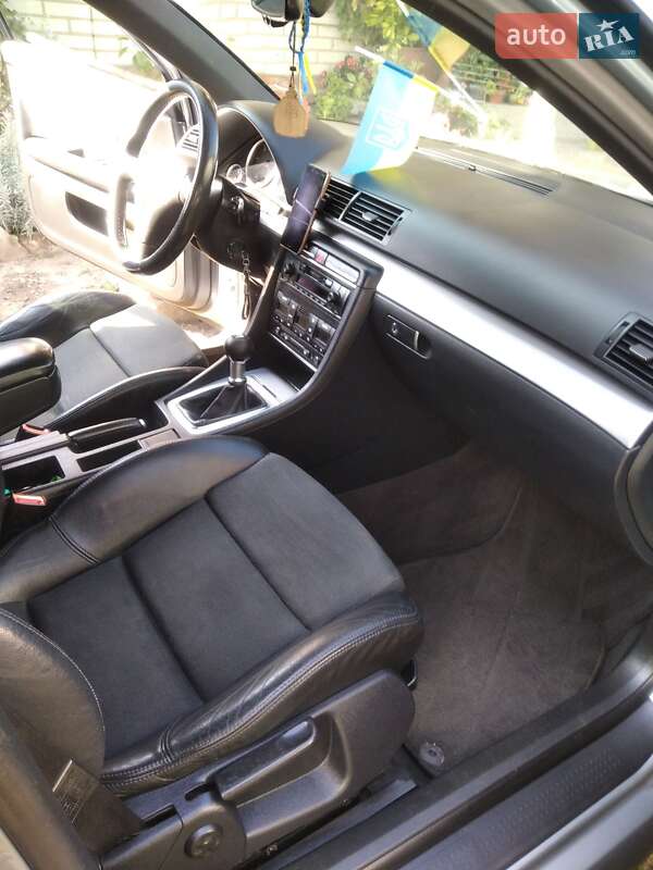 Универсал Audi A4 2002 в Путивле