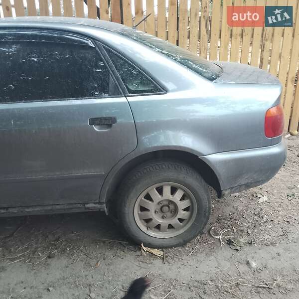 Седан Audi A4 1996 в Житомире