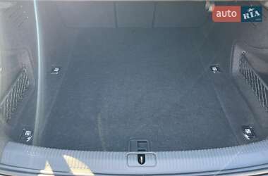 Седан Audi A4 2022 в Києві