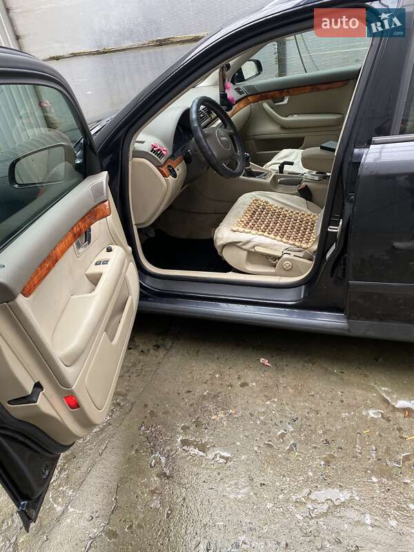 Универсал Audi A4 2002 в Изяславе