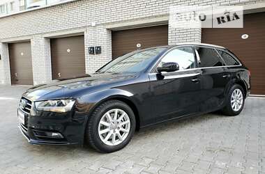 Універсал Audi A4 2014 в 