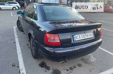 Седан Audi A4 1996 в Киеве