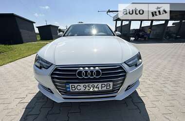 Седан Audi A4 2016 в 