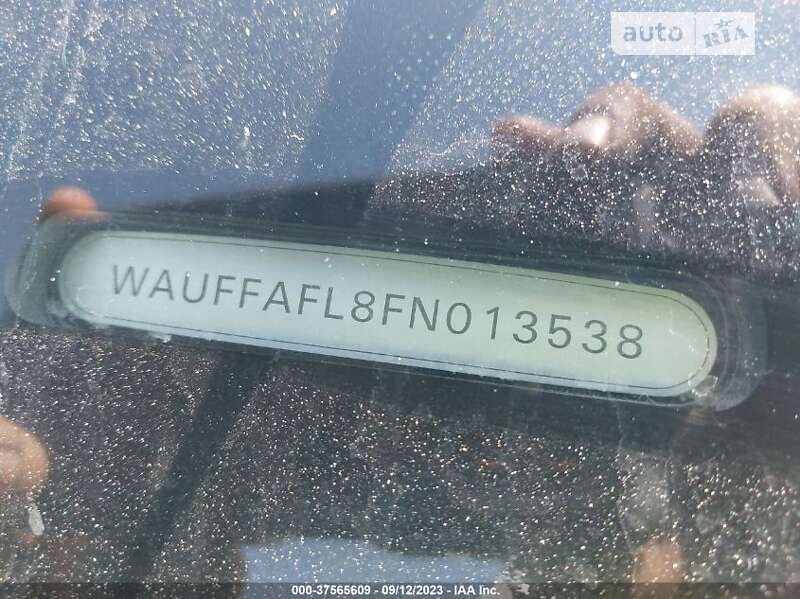 Седан Audi A4 2015 в Львове