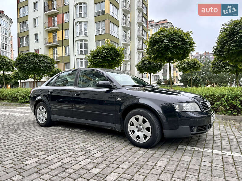 Седан Audi A4 2004 в Ивано-Франковске