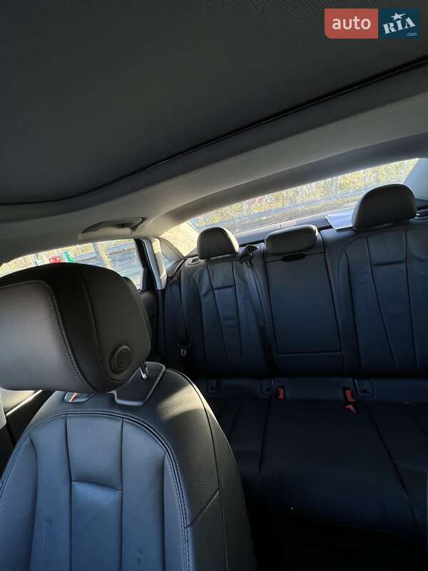 Седан Audi A4 2016 в Киеве фото 13 Седан Audi A4 2016 в Киеве