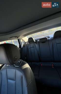 Седан Audi A4 2016 в 