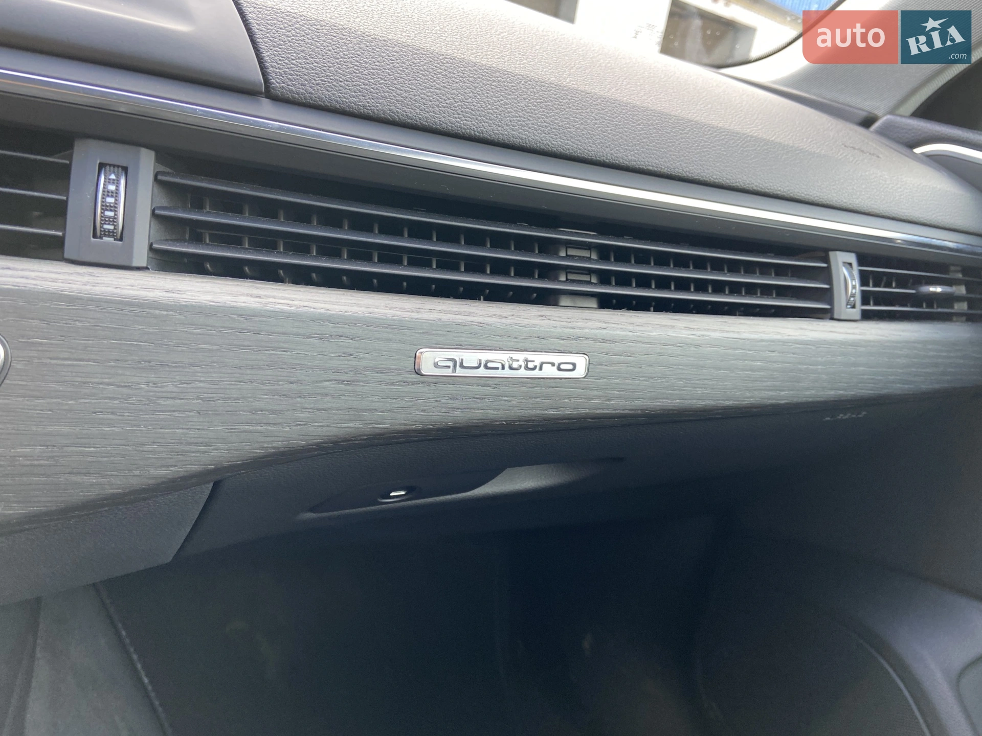 2016 Audi A4 - мініатюра 31