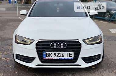 Седан Audi A4 2013 в Ровно