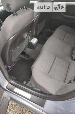 Универсал Audi A4 2006 в 