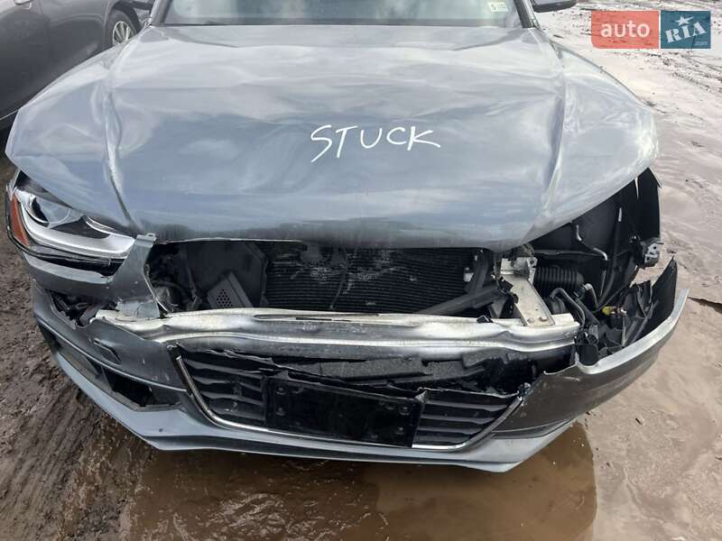 Седан Audi A4 2015 в Львове