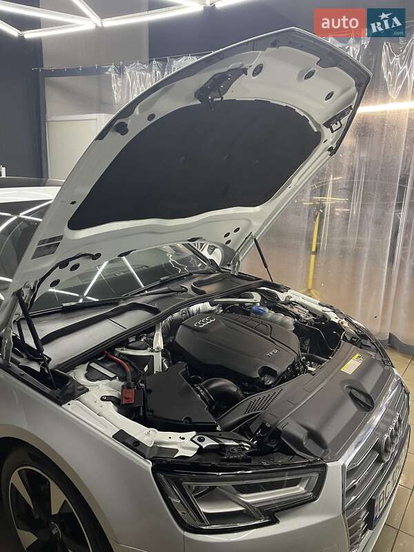 Седан Audi A4 2016 в Львове фото 5 Седан Audi A4 2016 в Львове