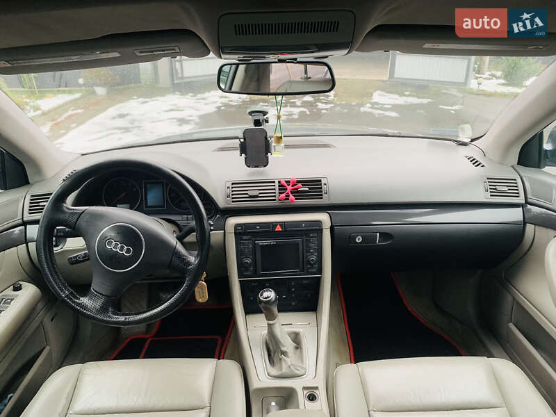 Седан Audi A4 2002 в Рожище