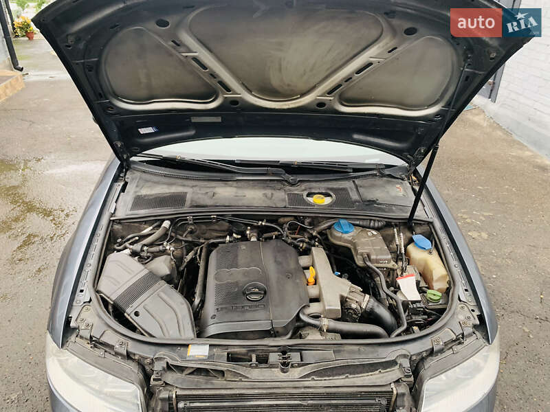 Седан Audi A4 2002 в Рожище
