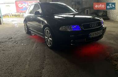 Универсал Audi A4 2000 в Черновцах