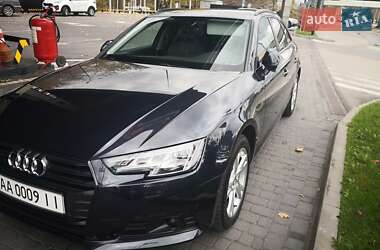 Универсал Audi A4 2018 в 