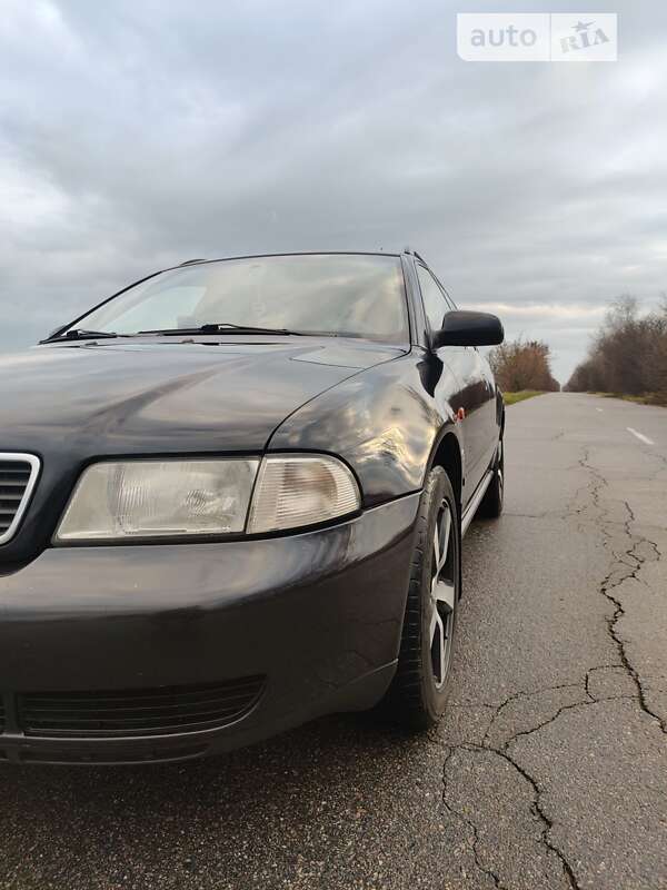 Универсал Audi A4 1996 в Белой Церкви