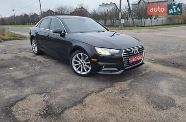 Седан Audi A4 2018 в 