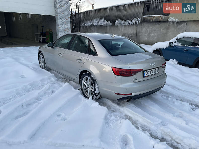 Седан Audi A4 2016 в Сокалі