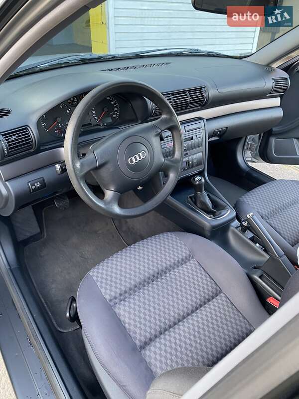 Седан Audi A4 1999 в Ніжині
