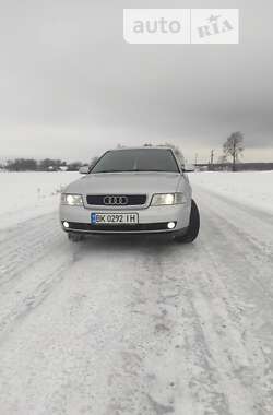 Седан Audi A4 1999 в Горохове