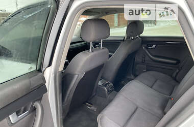 Седан Audi A4 2004 в 