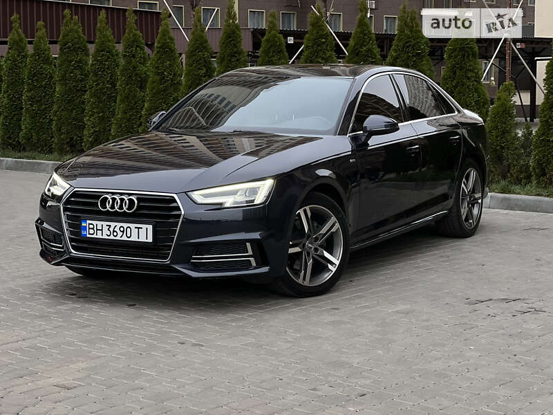 Седан Audi A4 2017 в Одессе